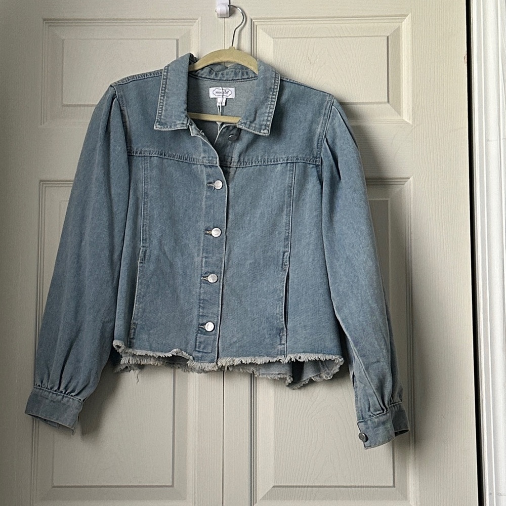Mud Pie Light Blue Denim Jacket with Frayed Edges size Large